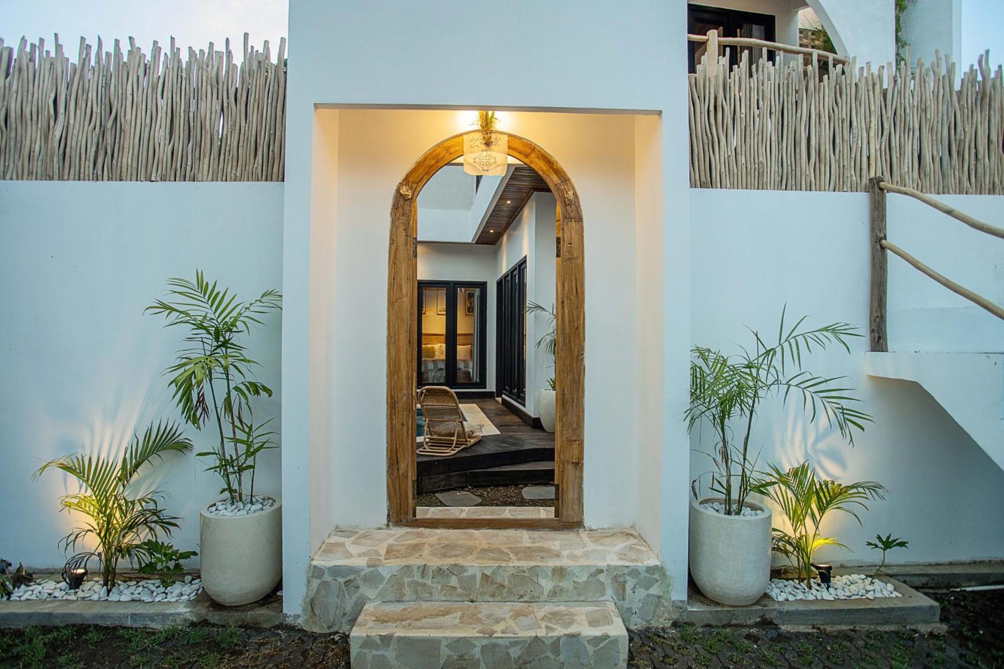 Good Day Villas Lembongan Exterior photo
